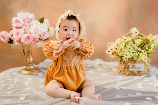 嘉鱼宝宝不吸奶瓶小妙招